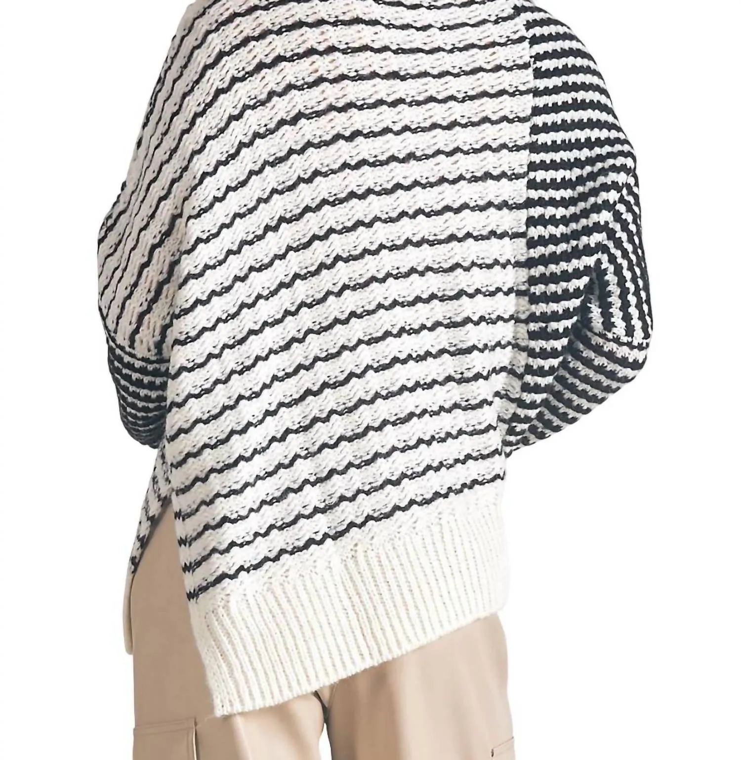 Aysmmetrical Striped Sweater In Black/white