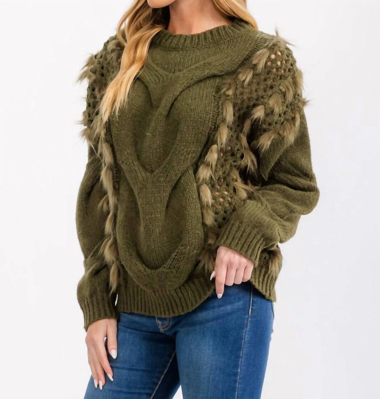 Cable Knit Pullover Sweater In Olive Green