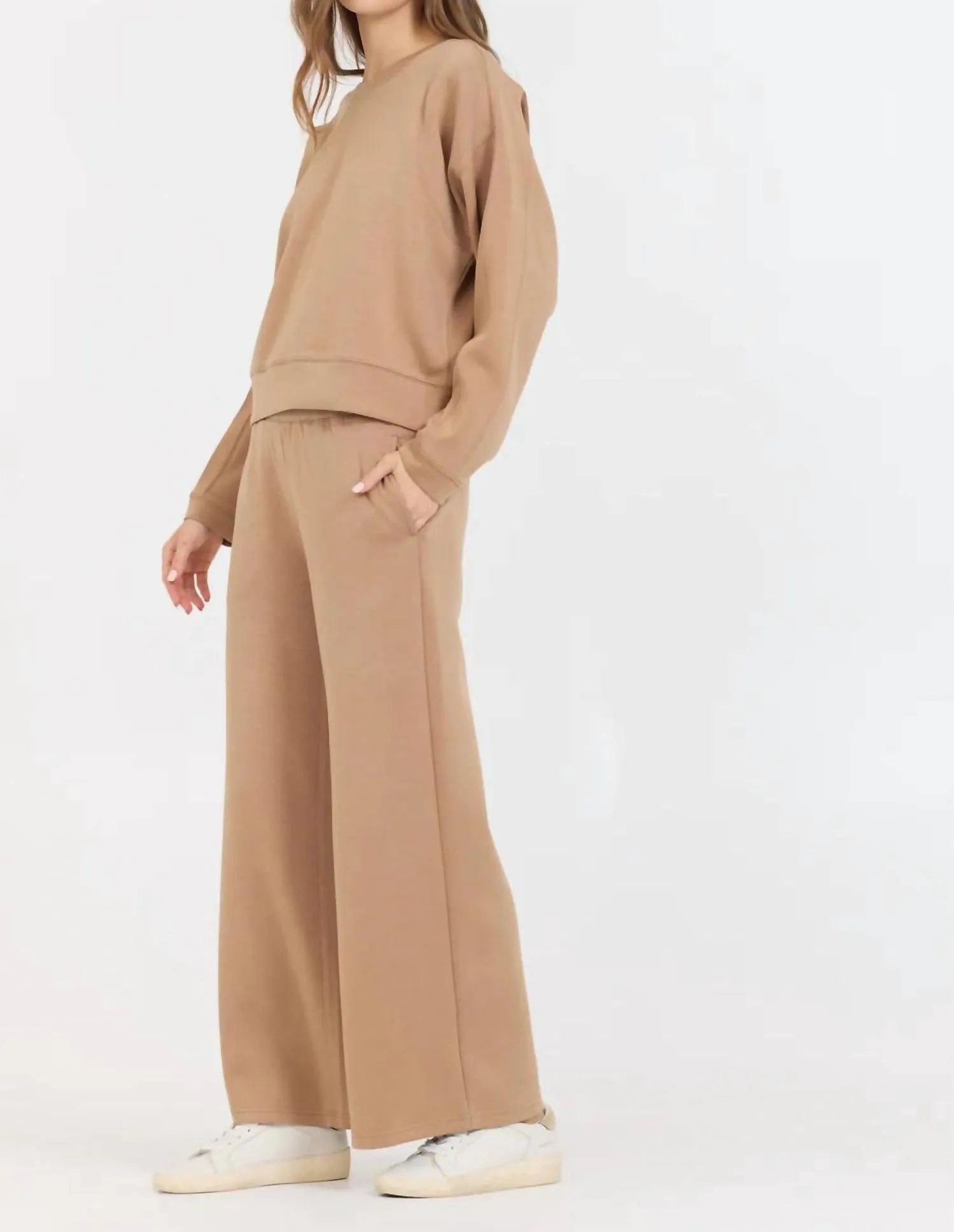 Cloud Fleece Crewneck In Caramel