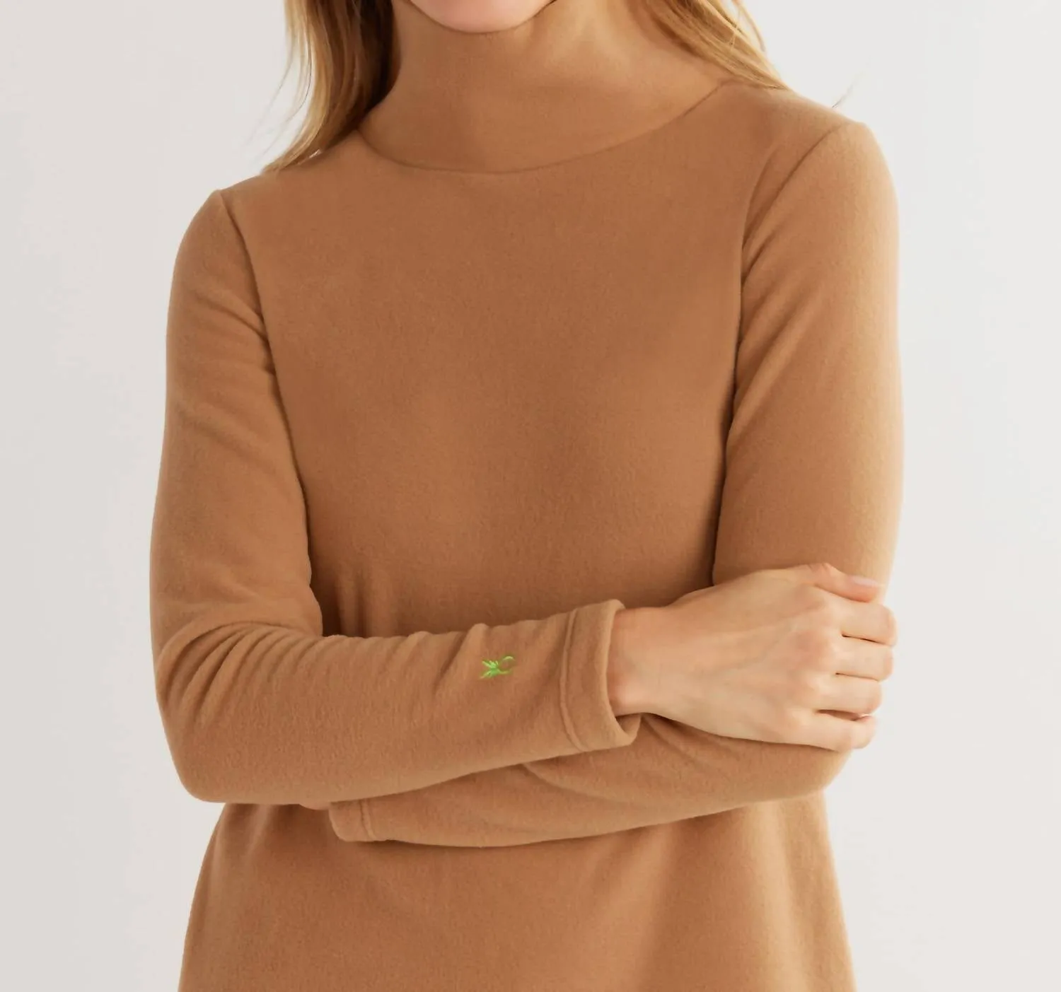 Cobble Hill Turtleneck Vello Fleece Top In Camel