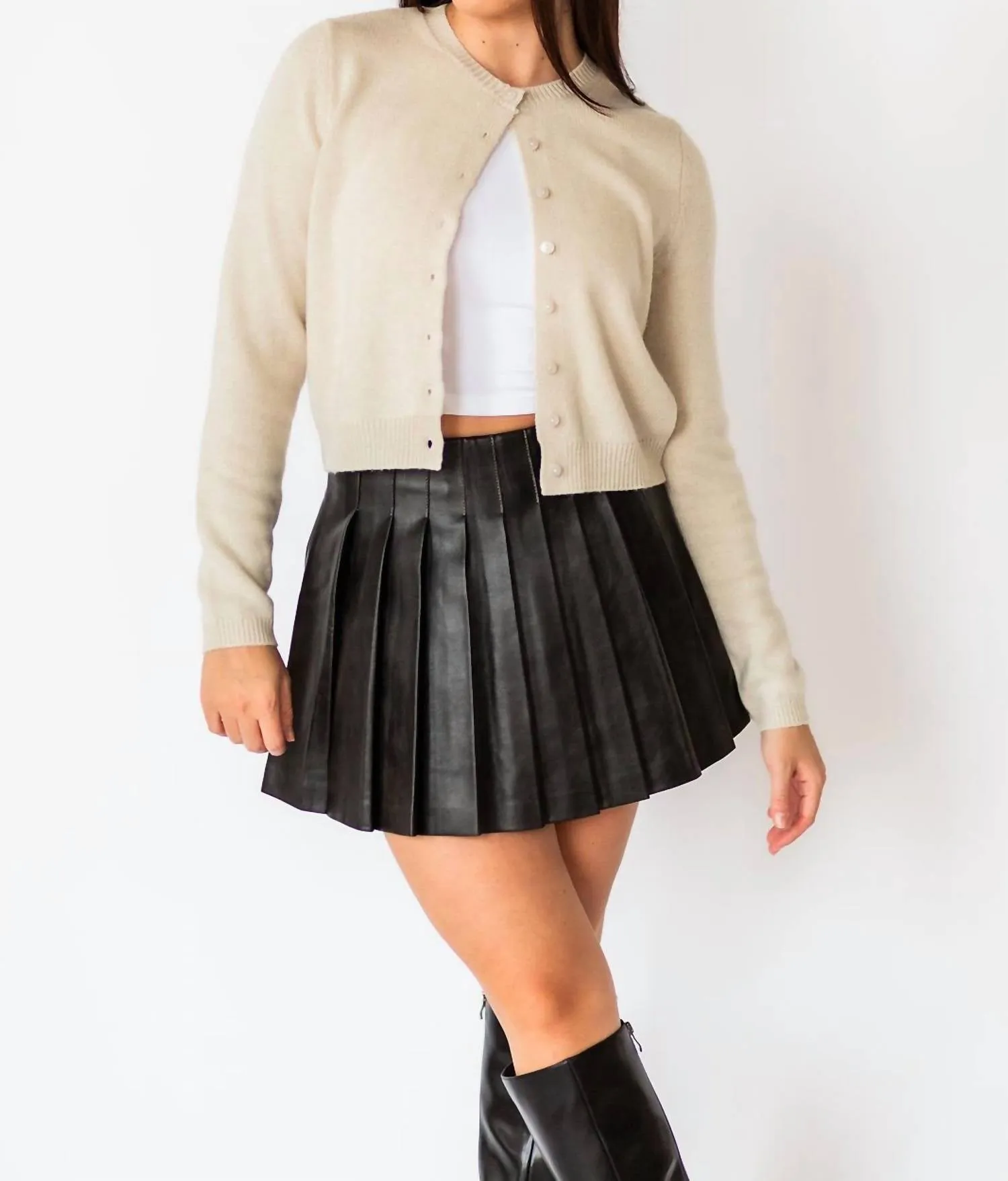 Emelia Cardigan In White