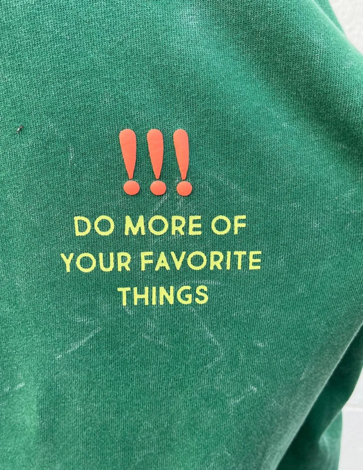 Enjoy The Now Mineral Wash Pullover In Forest Green