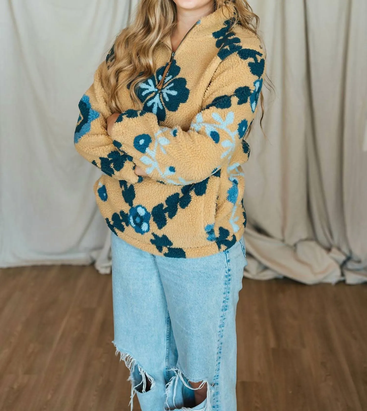 Fleece Pullover In Wheat