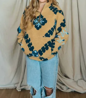 Fleece Pullover In Wheat
