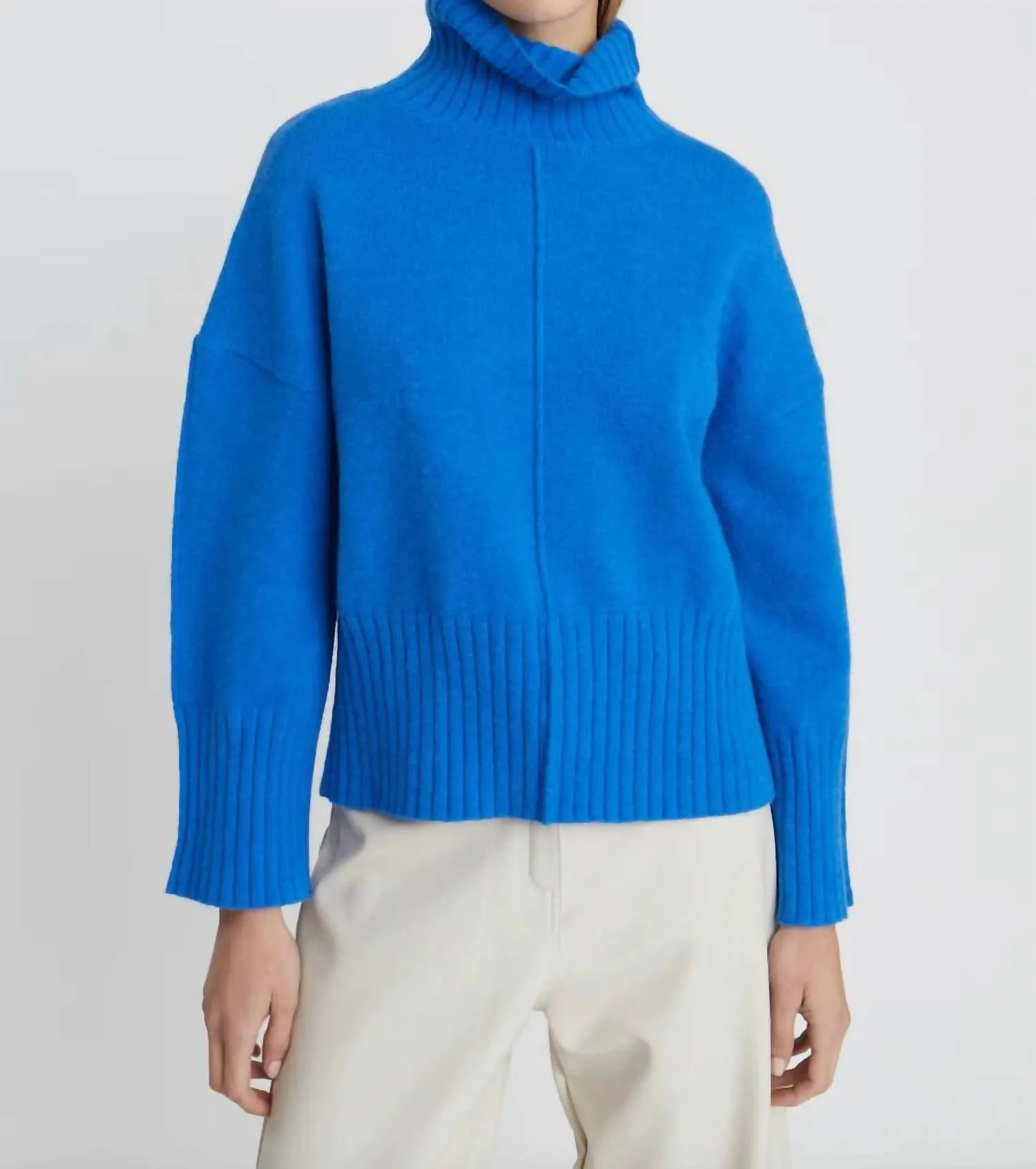 Hatfield Turtleneck Sweater In Blue