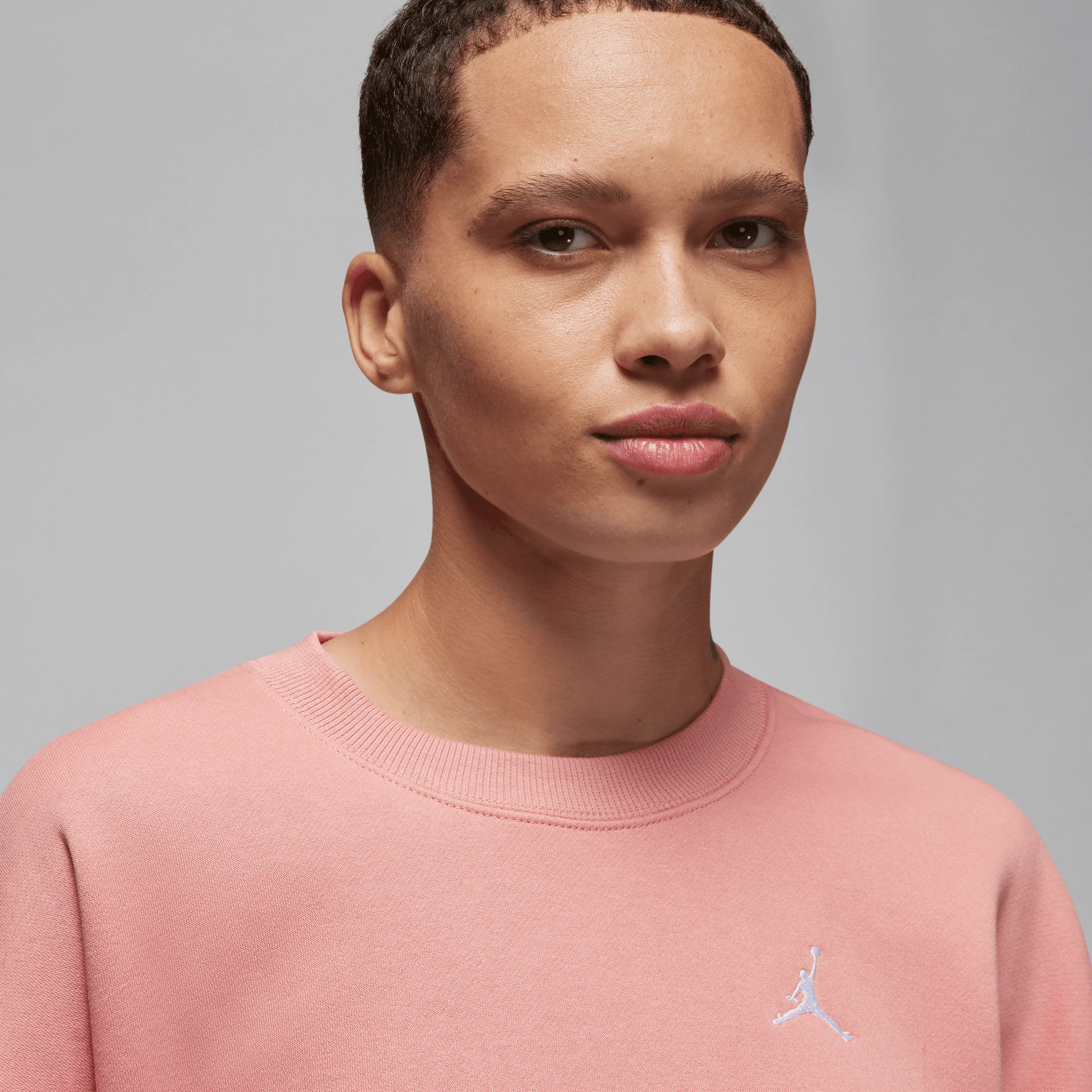 Jordan - Women - Brooklyn Fleece Crewneck - Red Stardust/Desert/White