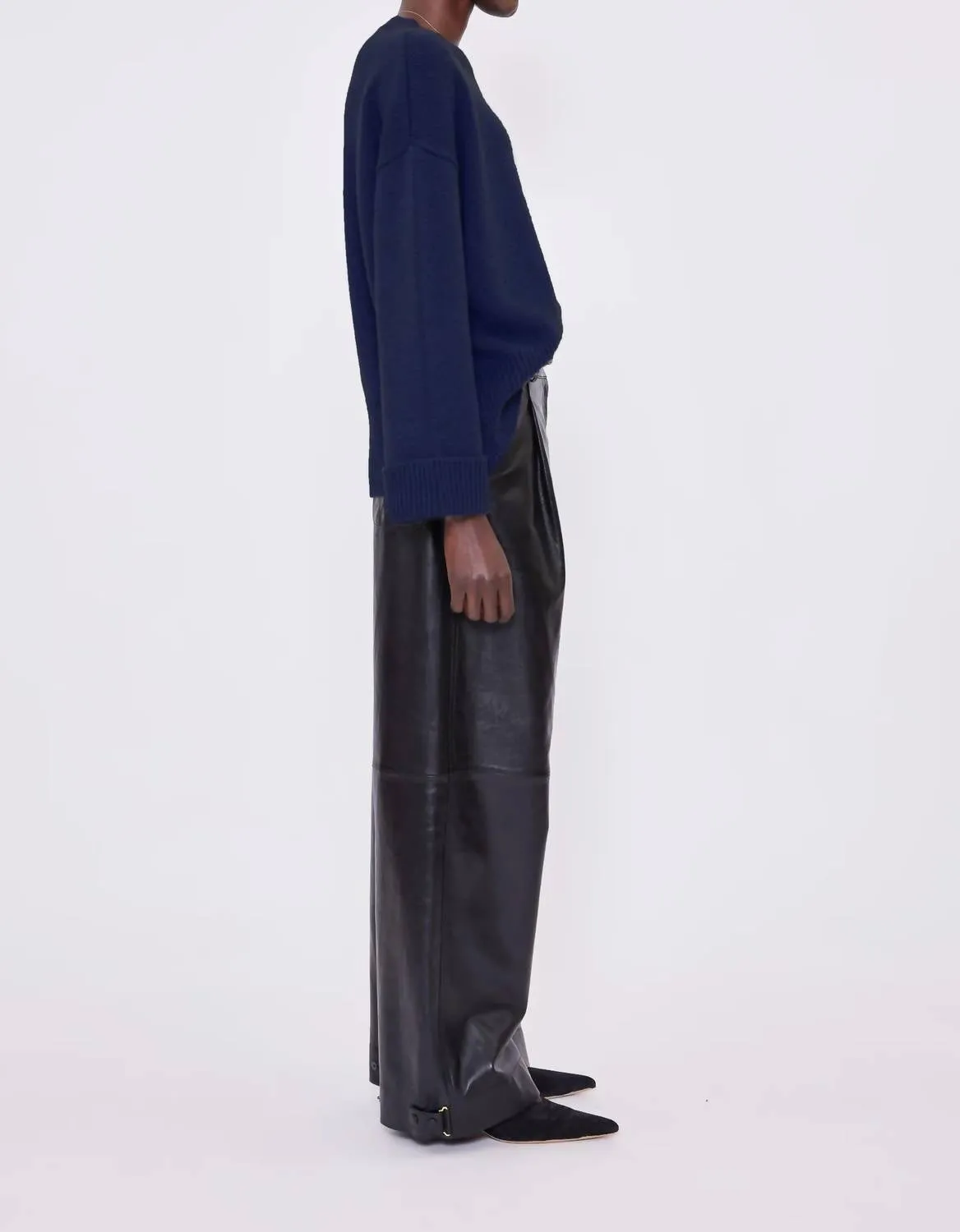 Knightsbridge Knit Sweater In Navy