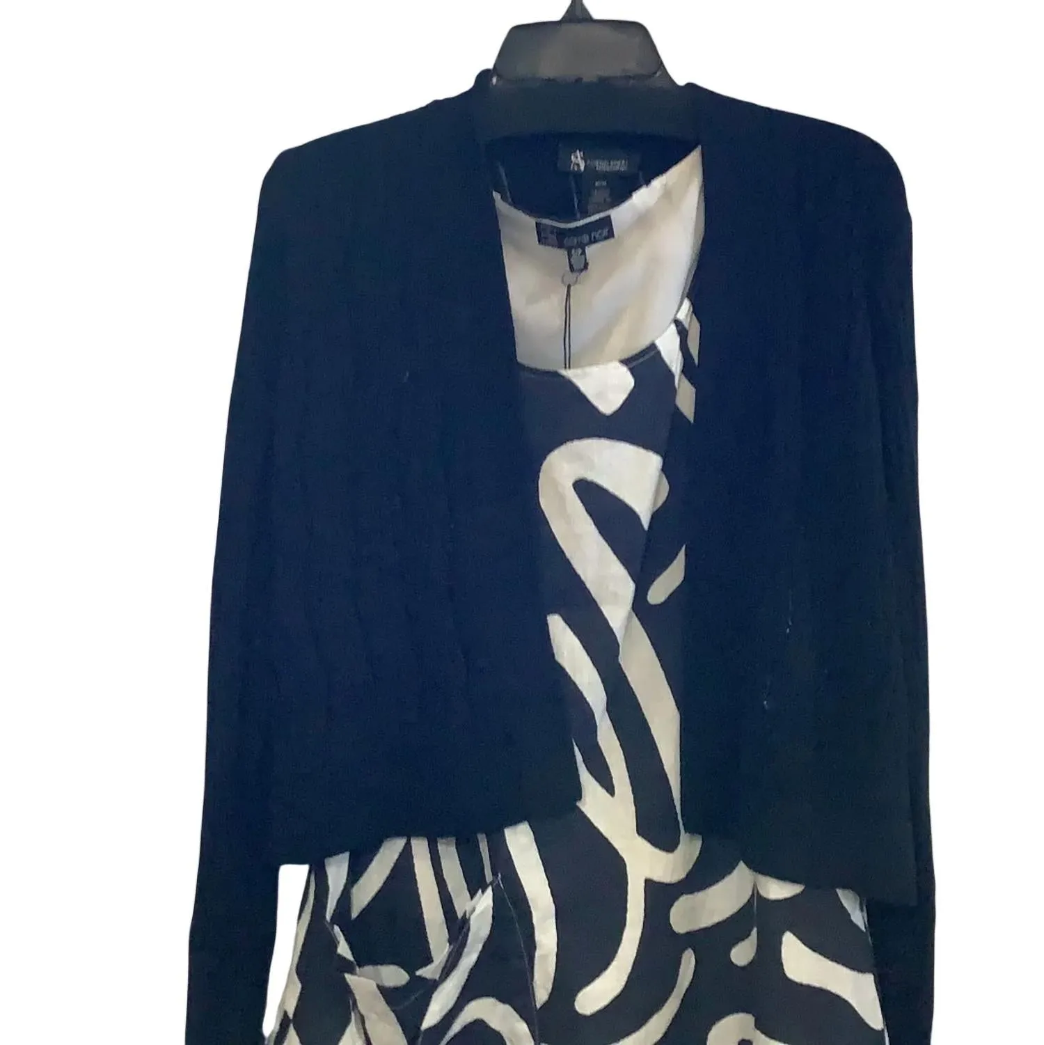 Long Sleeve Bolero In Black