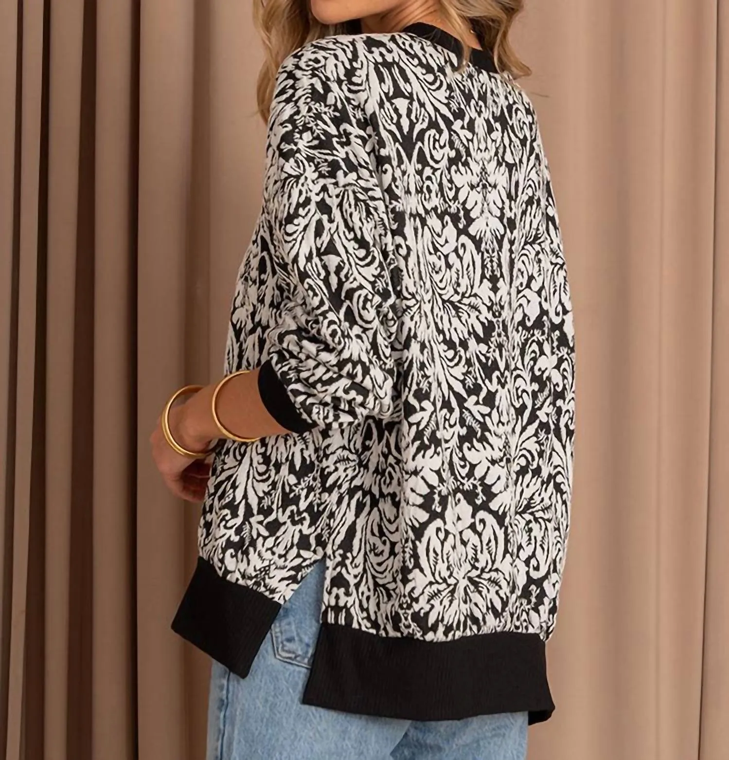 Long Sleeve Damask Print Top In Black/white