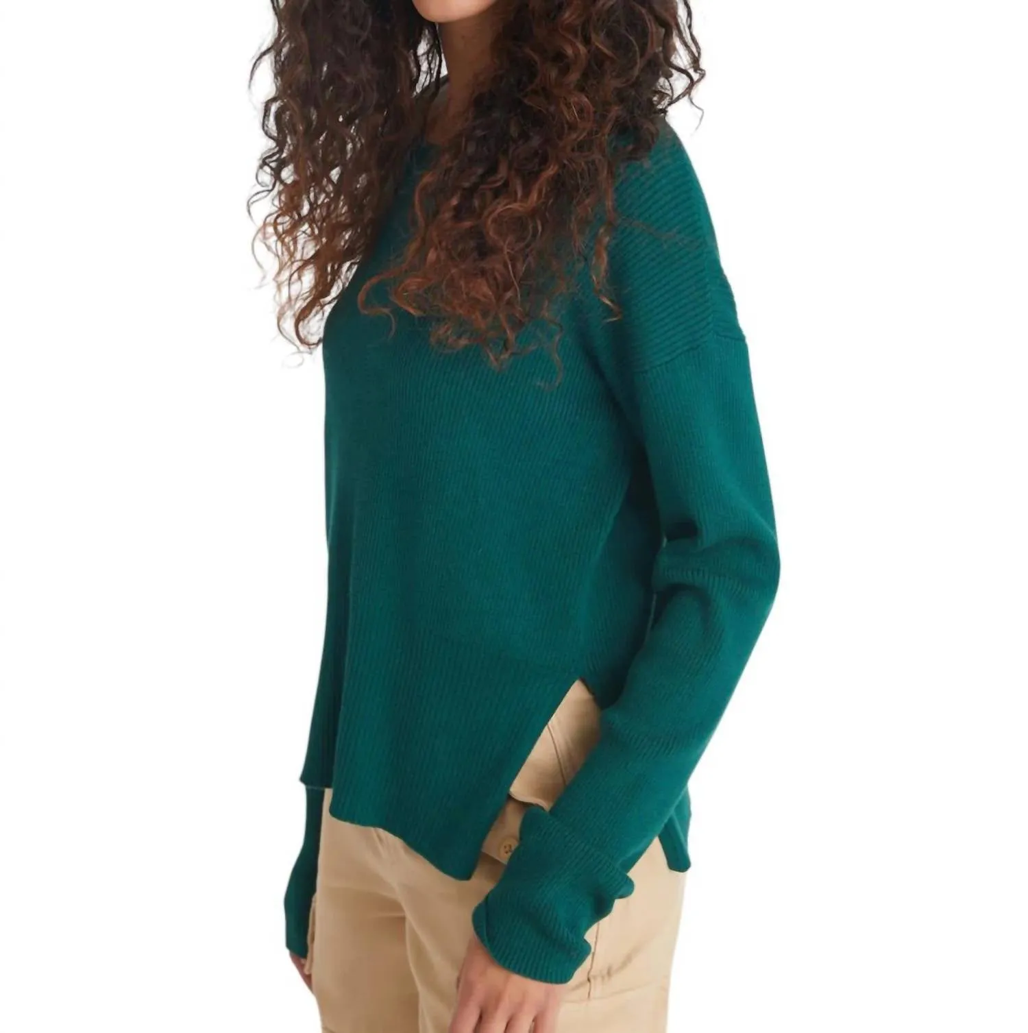 Nola Rib Crew Pullover In Emerald
