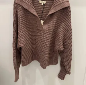 Open Collar Sweater In Plum