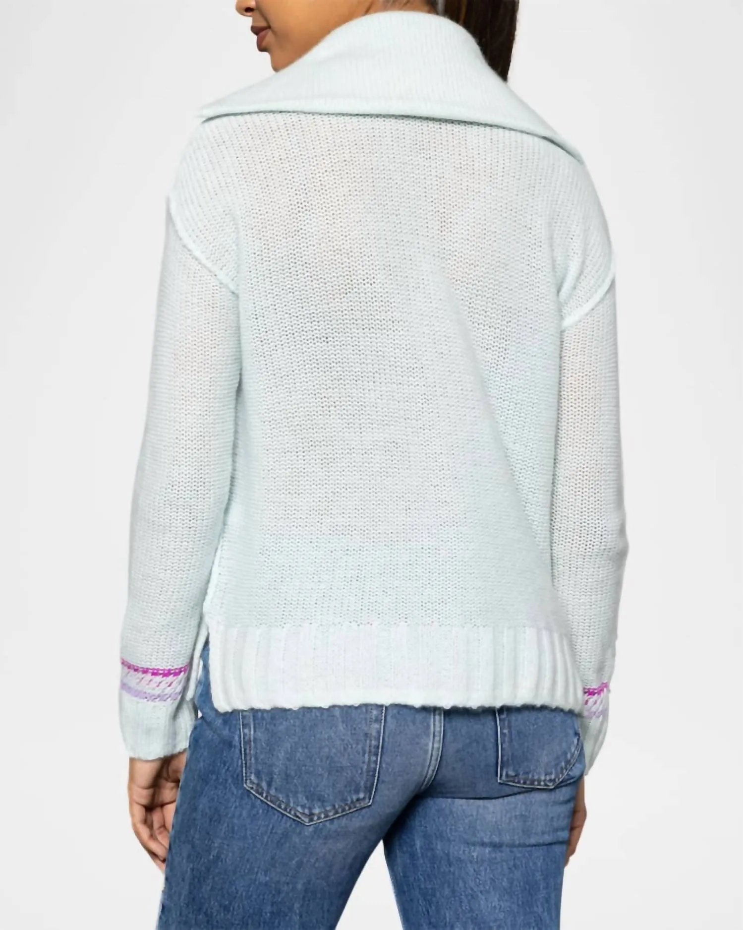 Powder Posh Top In Barely Blue