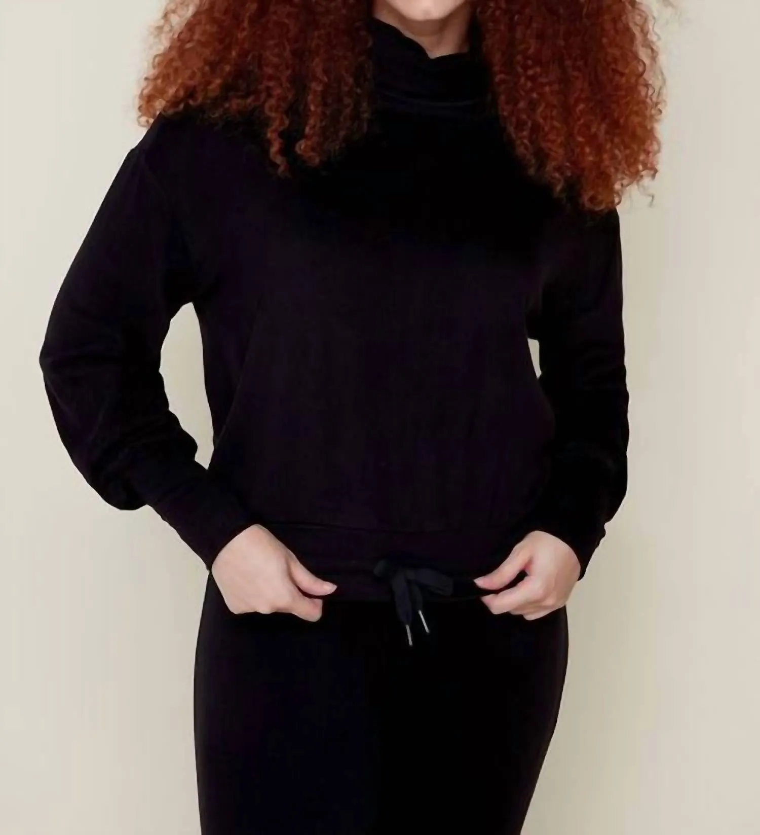 Pullover Turtleneck Top In Black