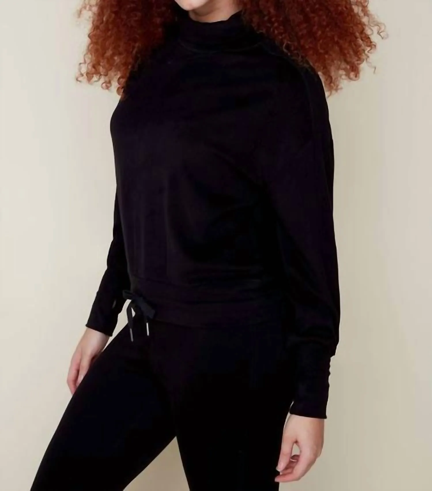 Pullover Turtleneck Top In Black