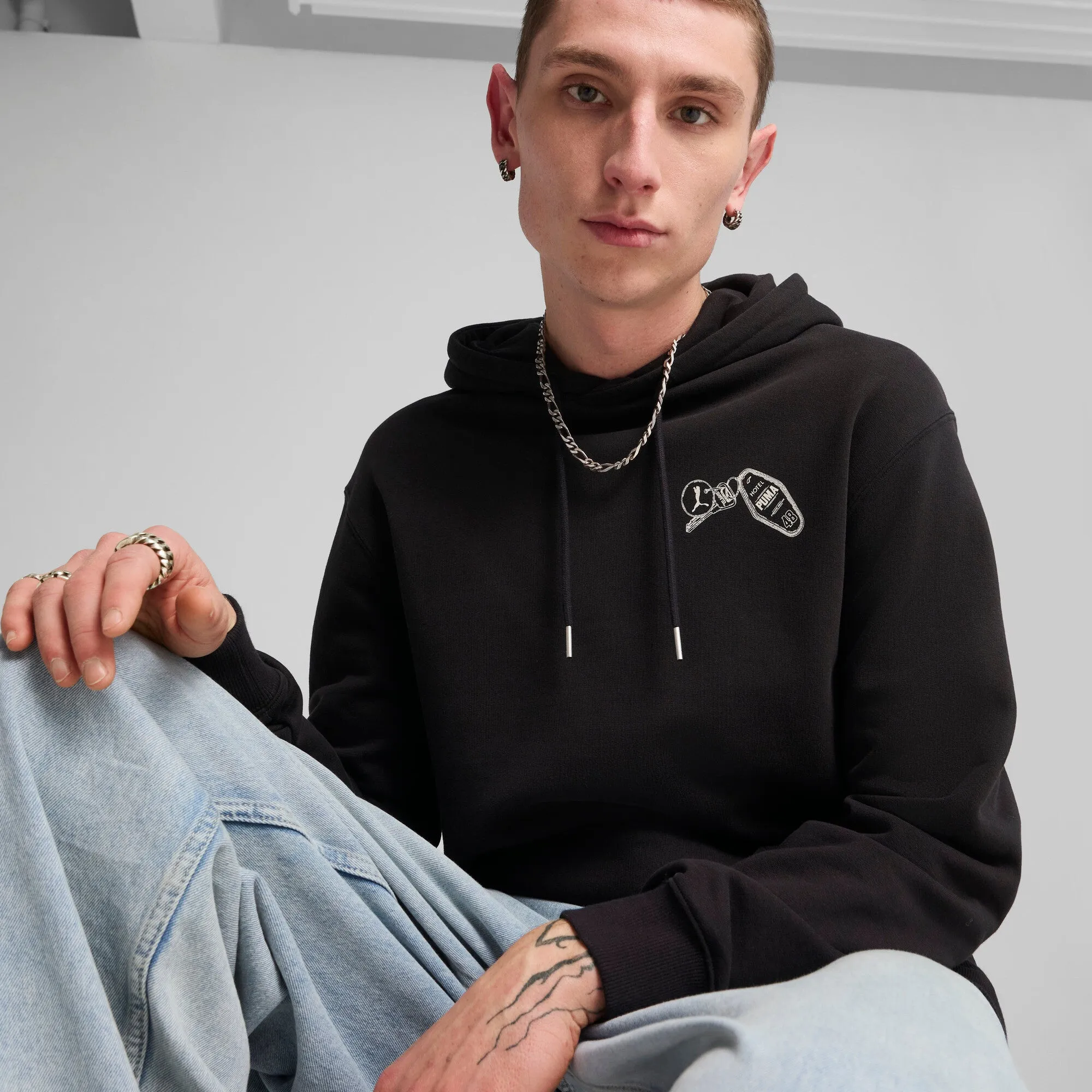 PUMA Men's GRAPHICS Hotel Hoodie