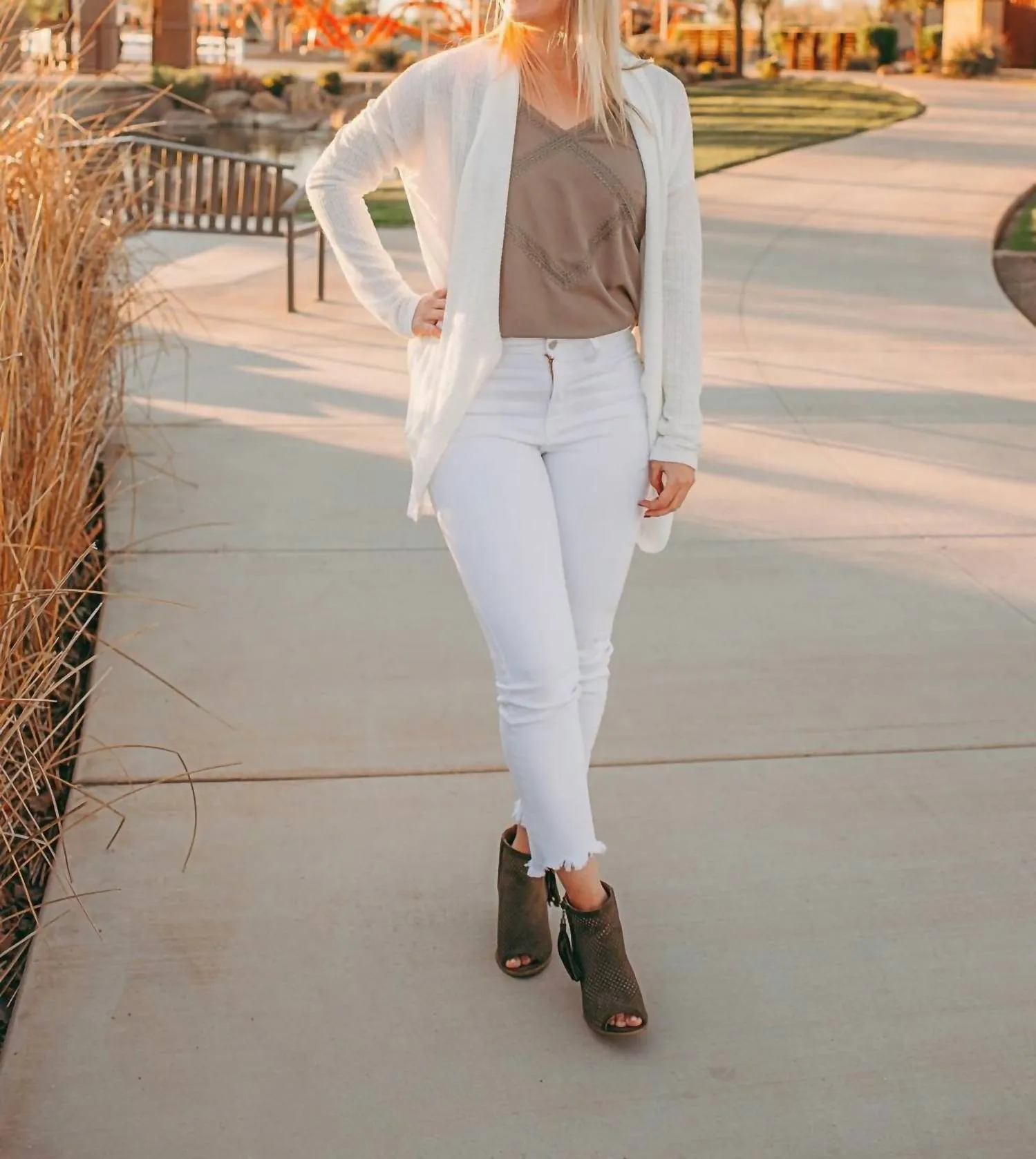 Ribbed Cardigan In Off White