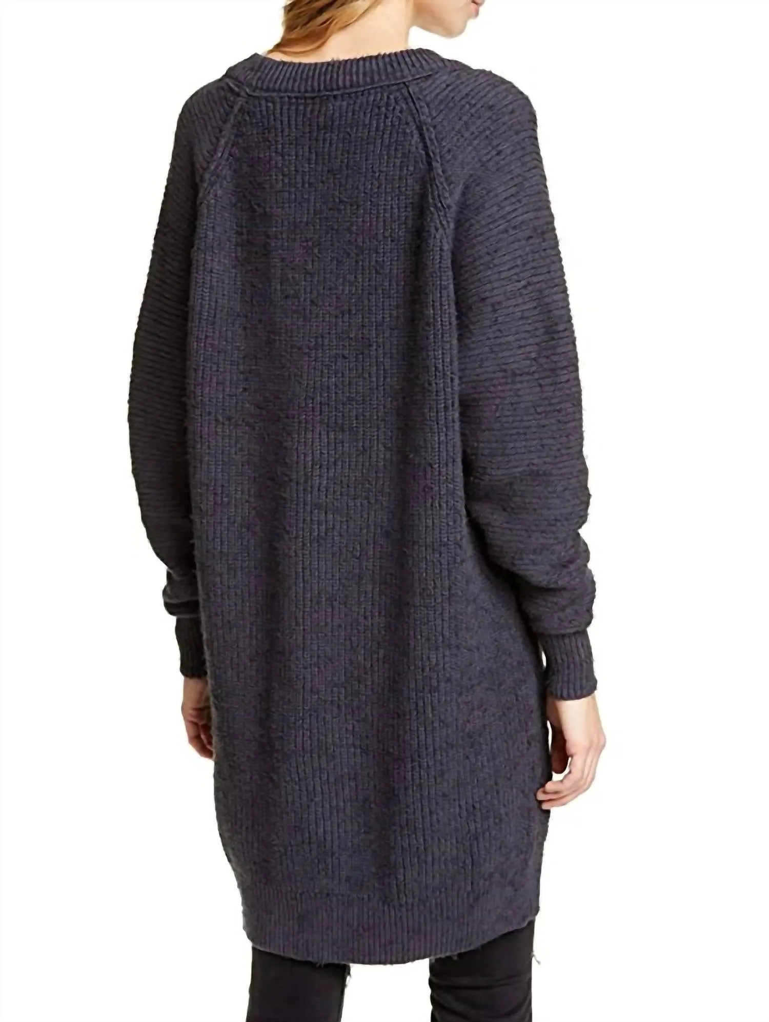 Scoop Pullover Sweater In Charcoal