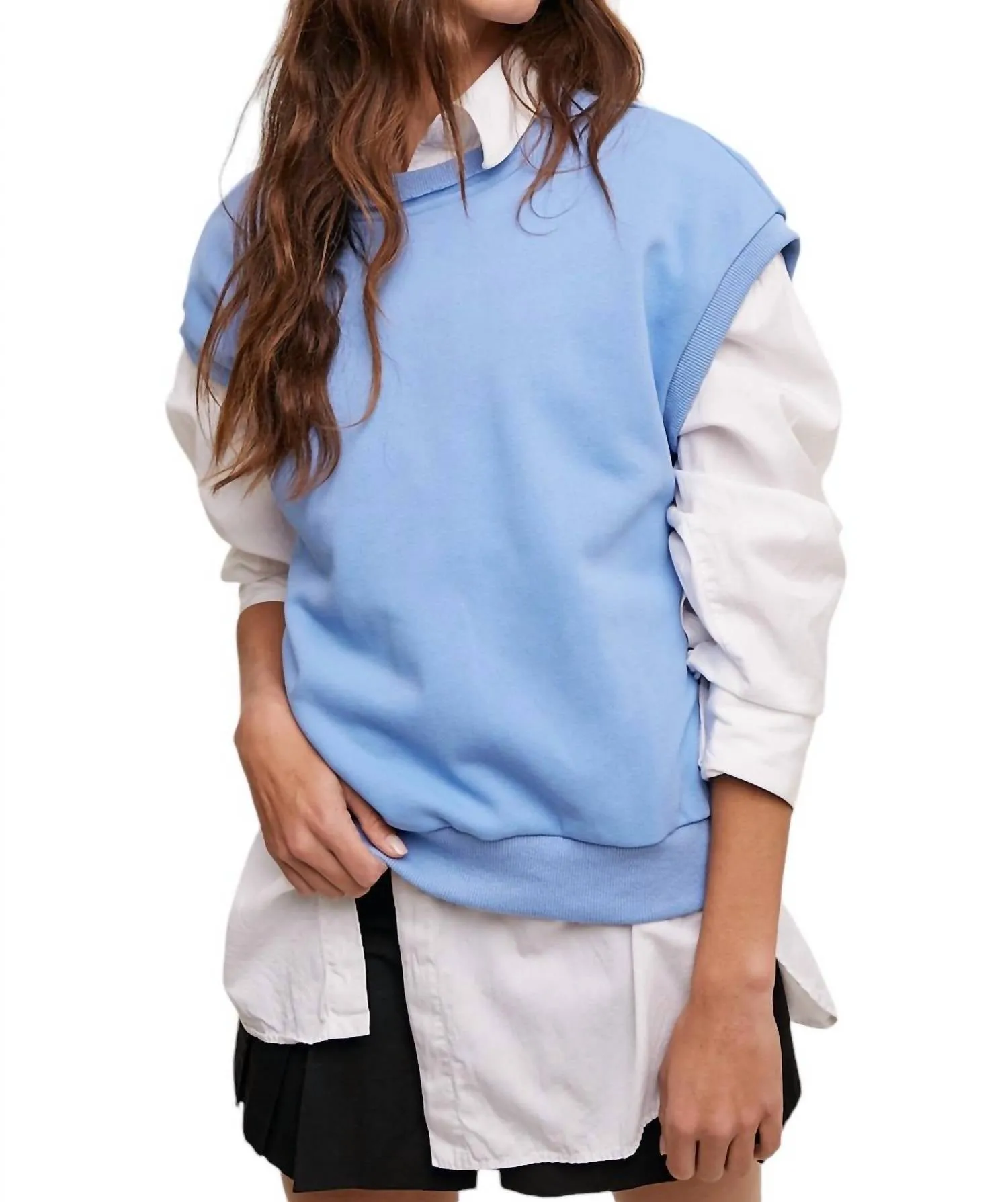 Short Boxy Crew Neck Sweater In Bright Blue
