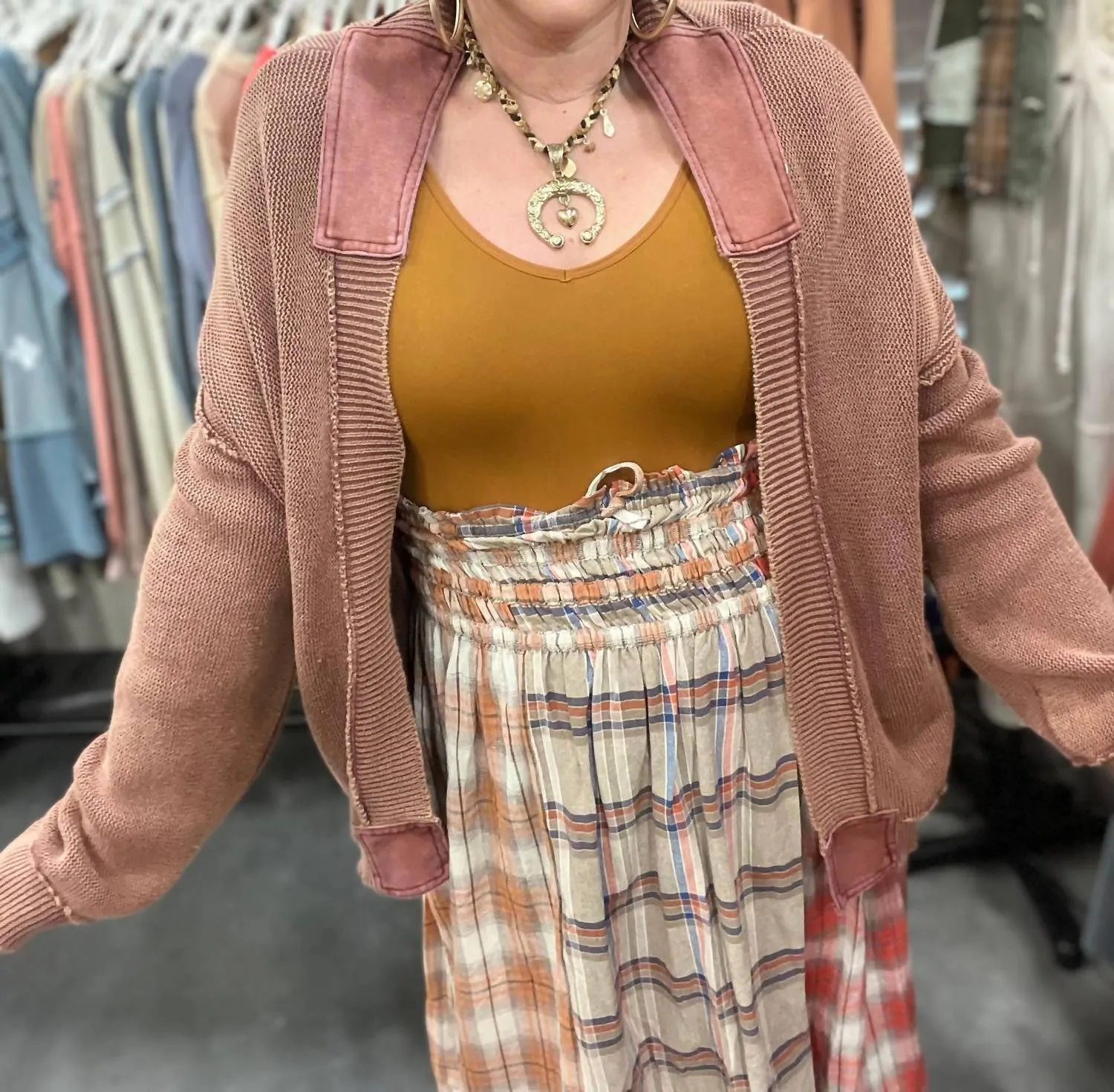 Simple Mood Open Cardi In Chocolate