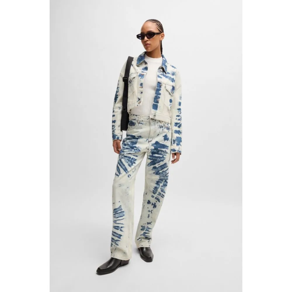 Slim-fit sweater with irregular ribbed structure