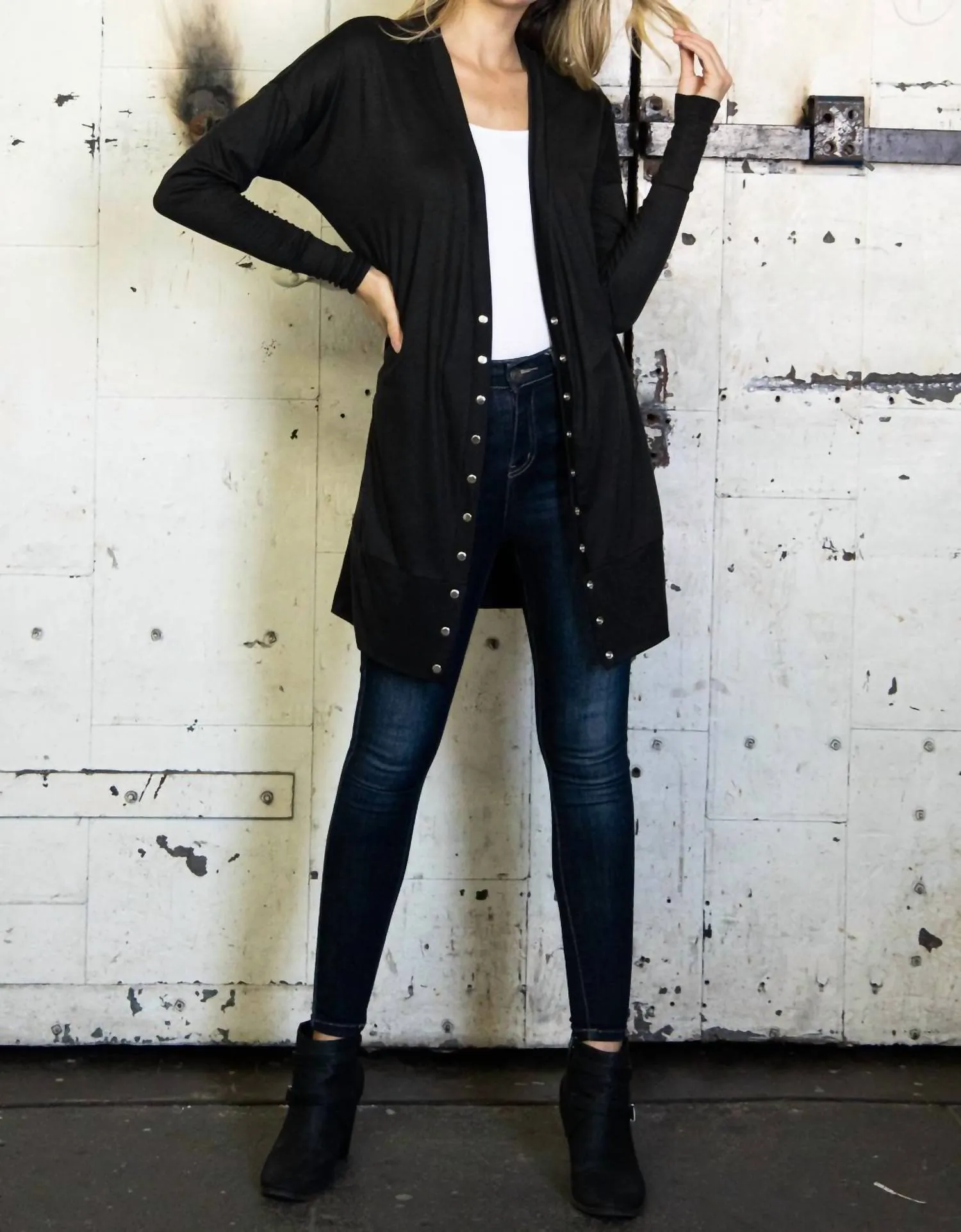 Snap Cardigan In Black