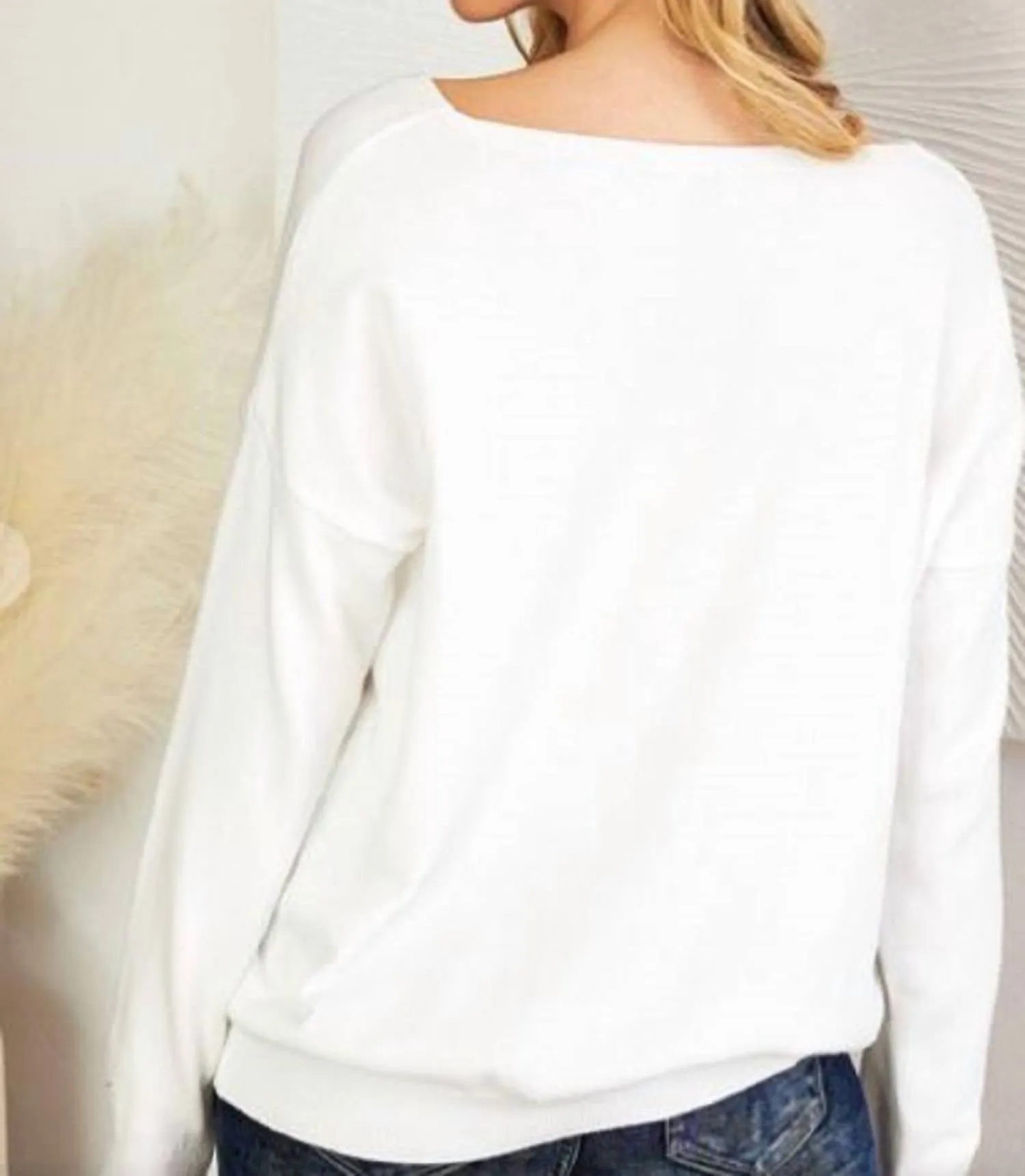 Studded Heart Long Sleeve V Neck Sweater In White