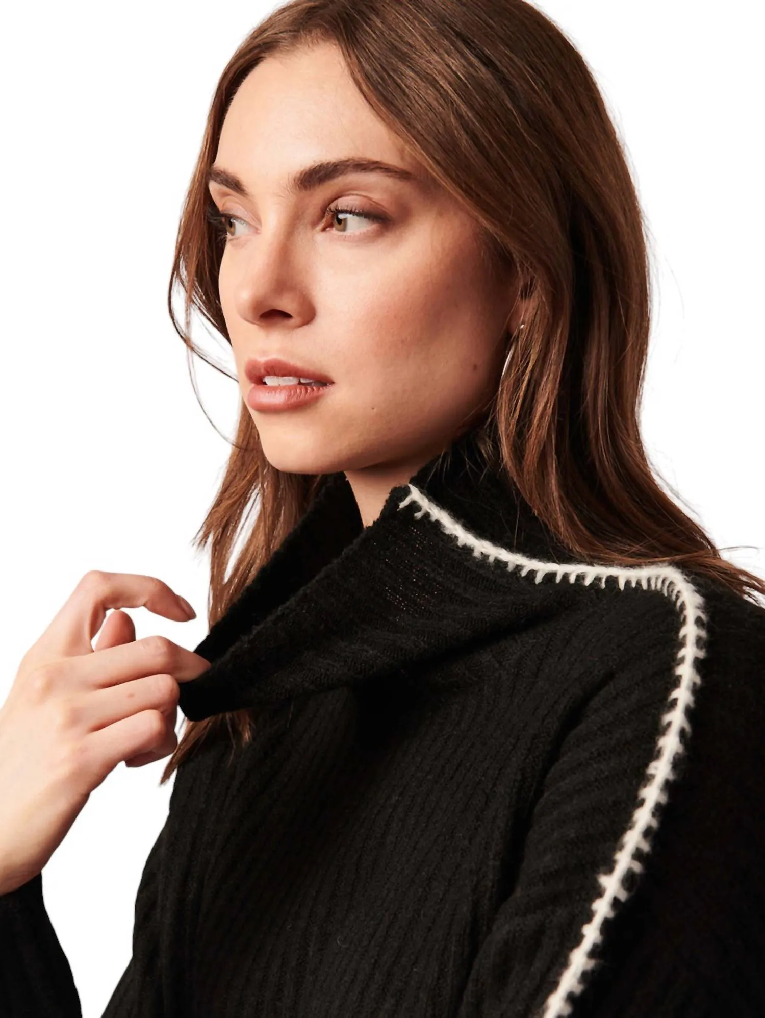 Trinity Turtleneck Sweater In Nightfall Raven
