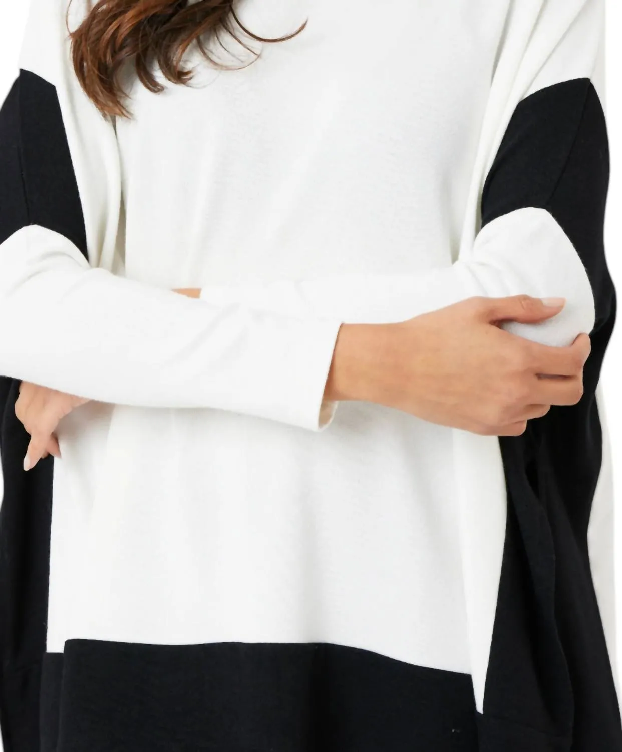 Two Tone Poncho In Ivory/black