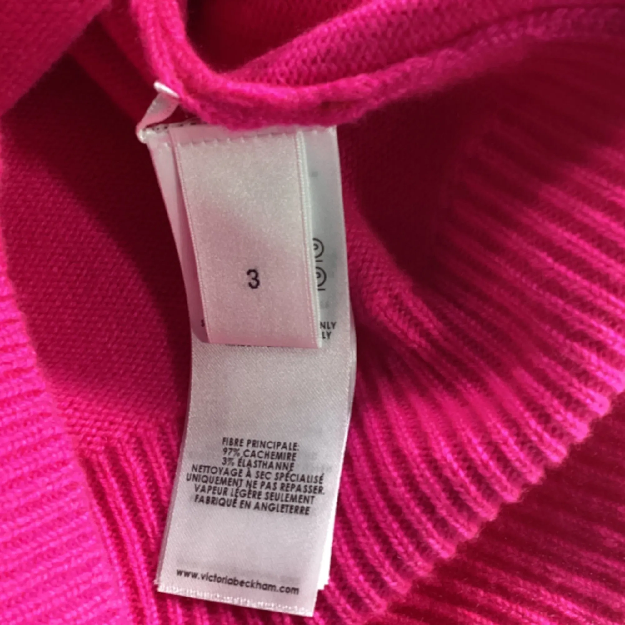 Victoria Beckham Logo-Embroidered Turtleneck Sweater in Pink Cashmere